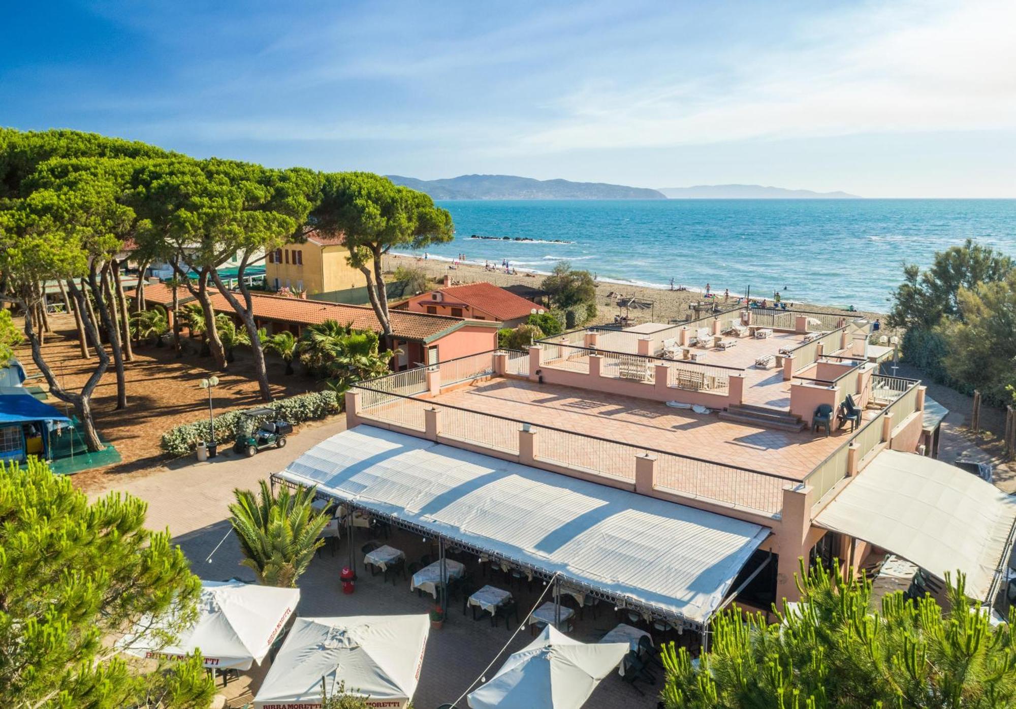 Argentario Camping Village Albinia Esterno foto The beach of San Menaio