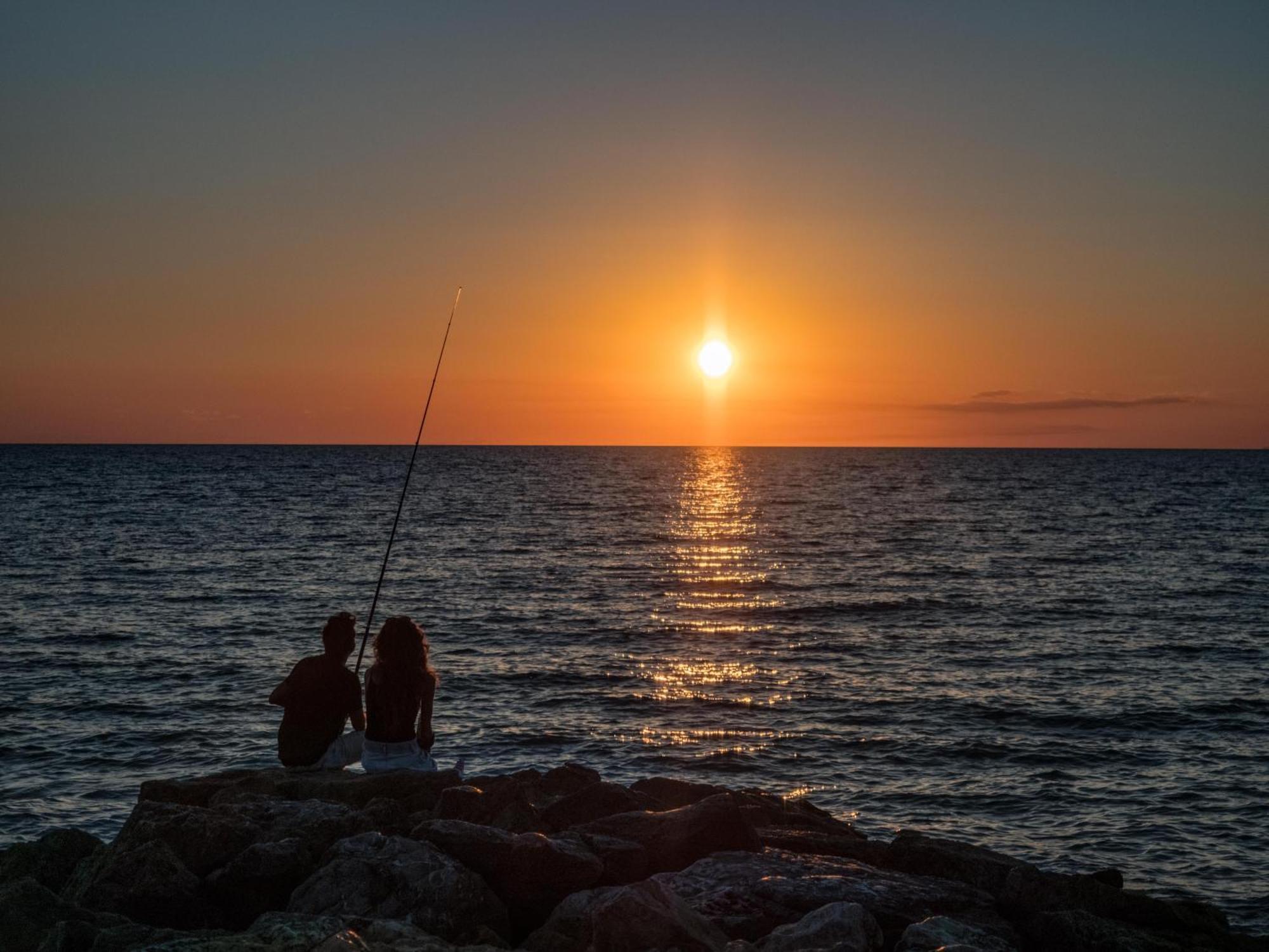 Argentario Camping Village Albinia Esterno foto Sunset at the Black Sea