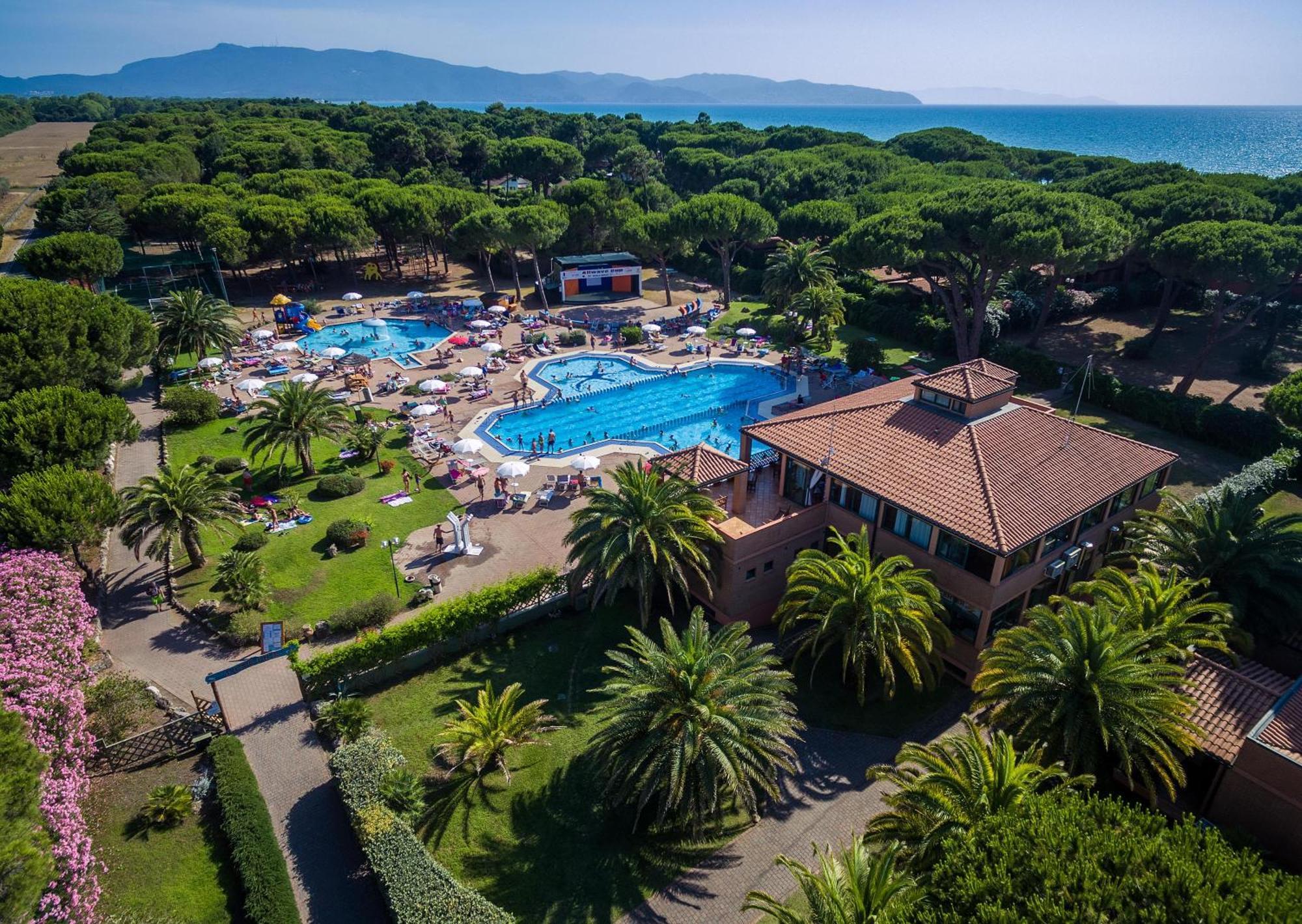 Argentario Camping Village Albinia Esterno foto Club Hotel Rocchette