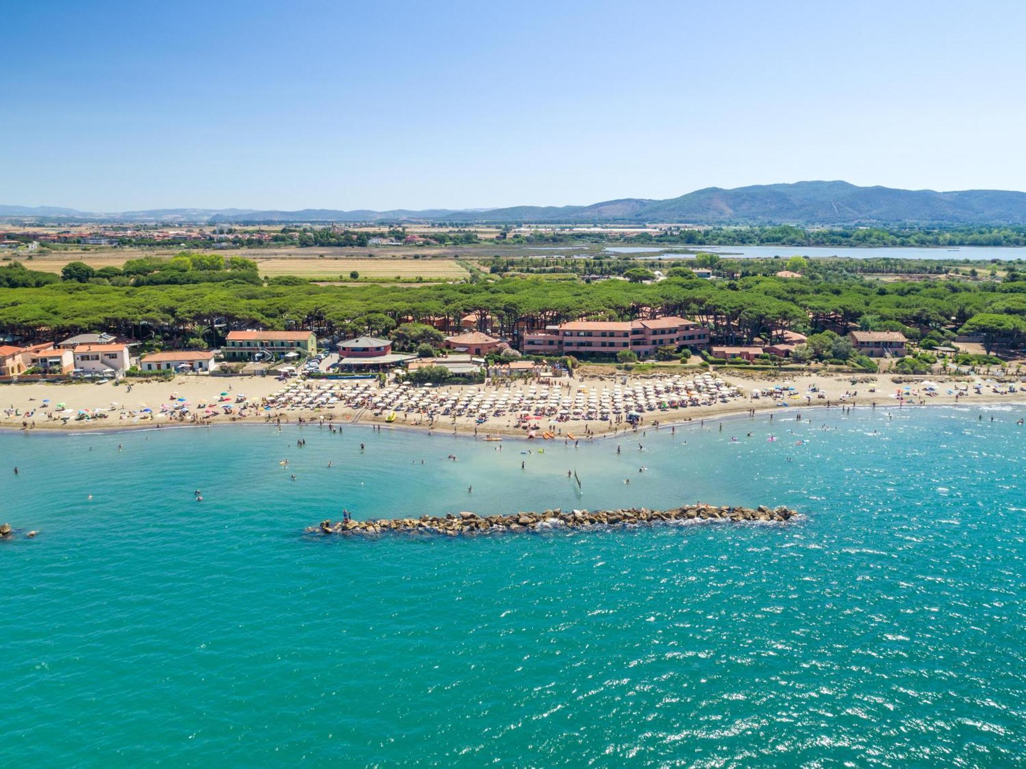 Argentario Camping Village Albinia Esterno foto The beach of Portonovo